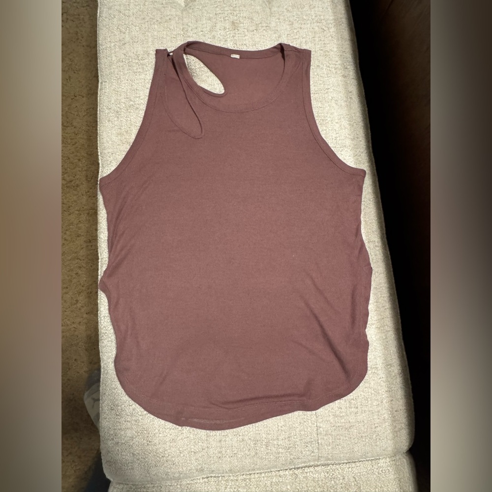 Alo Cut Out Tank Top